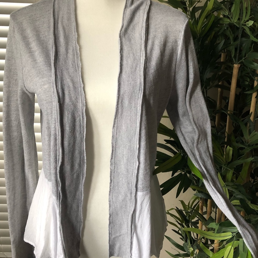 Liight weight sweater